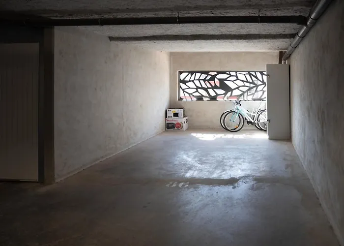 Apartman Au Lavandou Avec Terrasse - 4 Personnes - Fr-1-803-26